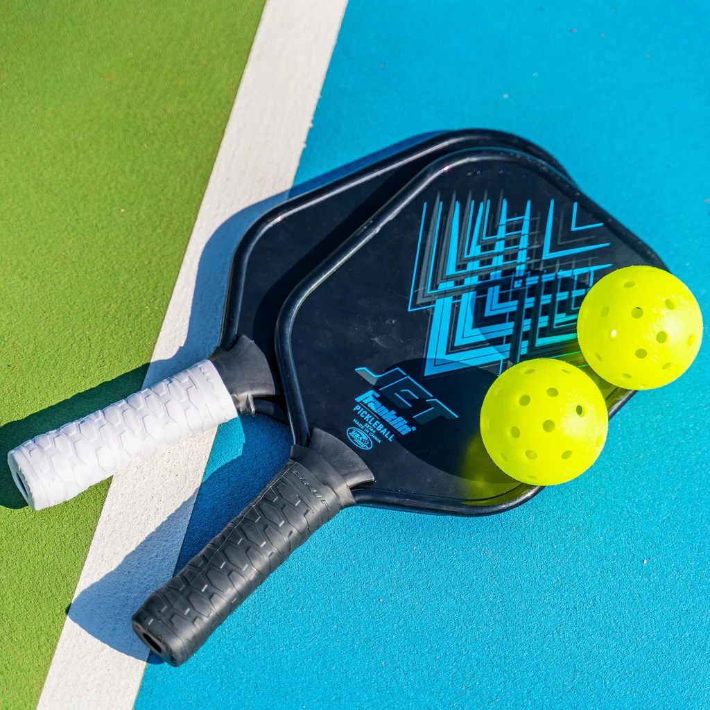 Hướng dẫn cách chọn vợt Pickleball cho người mới bắt đầu chơi